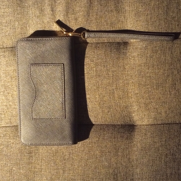 Wallet - Picture 2 of 3